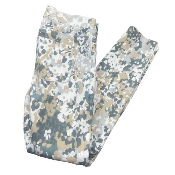 SPANX Medium Camo Pull On Tummy Support‎ Legging Rear Pockets - Picture 2 of 8